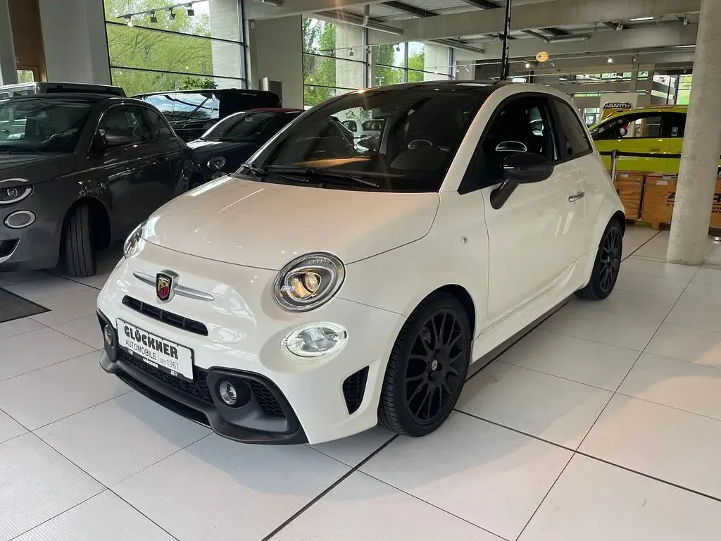 Gebraucht Abarth 595 165 PS (121 kW) 2022 Weiß Limousine