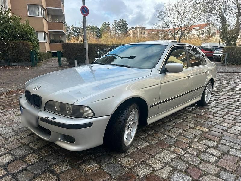 Second-hand BMW 535 245 CP (180 kW) 2000 Argintiu Berlinǎ