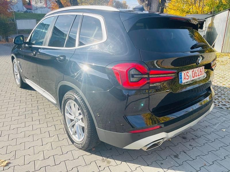 Gebraucht BMW X3 Sport Line 190 PS (139 kW) 2022 Schwarz SUV