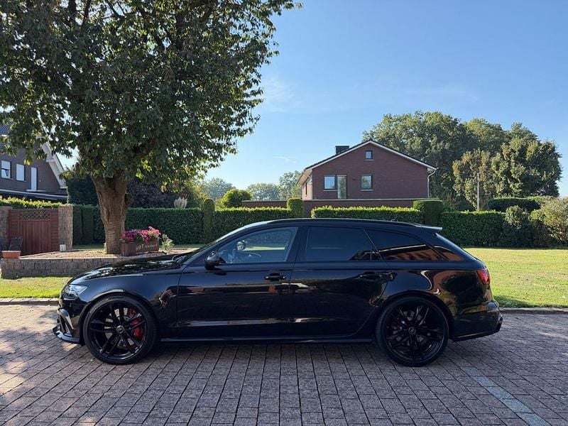 Gebraucht Audi RS6 Ambiente 712 PS (523 kW) 2015 Schwarz Kombi