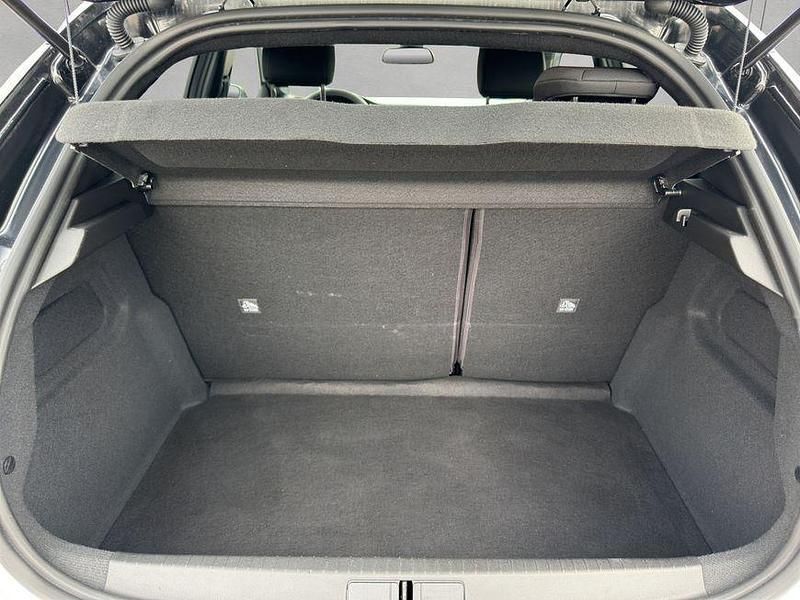 Gebraucht Opel Corsa 101 PS (74 kW) 2024 Silber Limousine