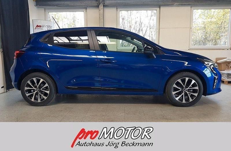 Neu Mitsubishi Colt Plus 67 PS (49 kW) 2025 Blau Limousine