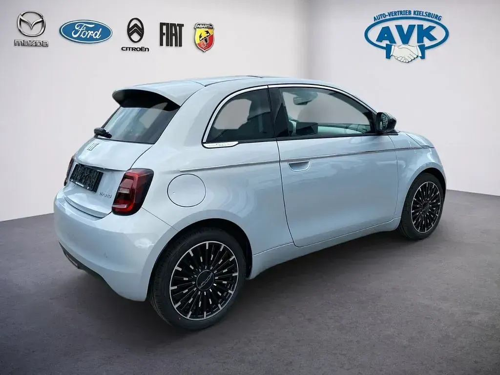 Neu Fiat 500 La Prima 65 PS (47 kW) 2026 Blau Kleinwagen