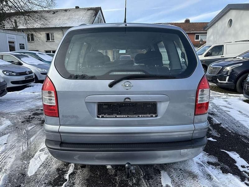 Gebraucht Opel Zafira 125 PS (91 kW) 2005 Blau Van / Kleinbus