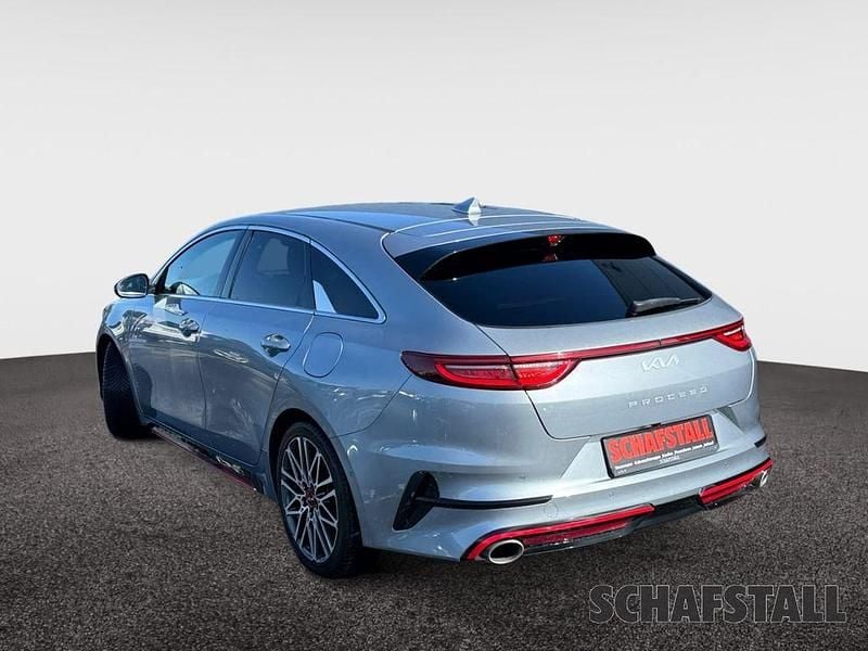 Gebraucht Kia ProCeed Comfort 204 PS (150 kW) 2024 Silber ((css) lunarsilber met.) Kombi