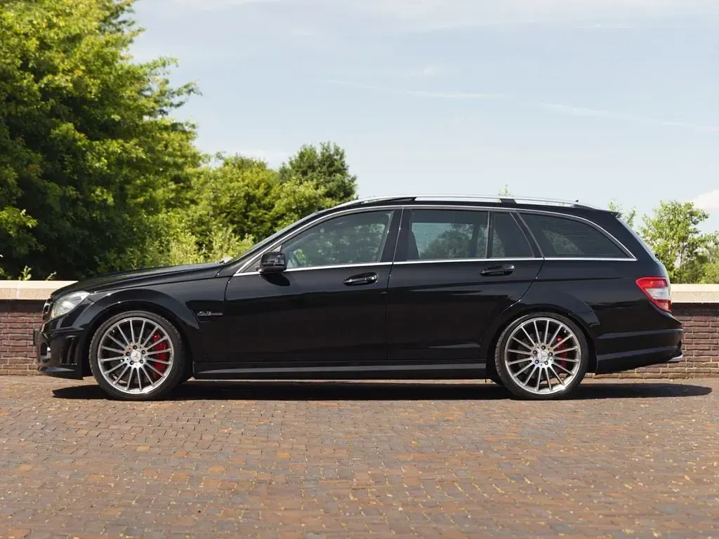 Gebraucht Mercedes C63 AMG AMG 487 PS (358 kW) 2010 Schwarz Limousine