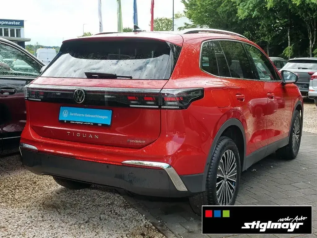 Gebraucht VW Tiguan Elegance 272 PS (200 kW) 2025 Rot SUV
