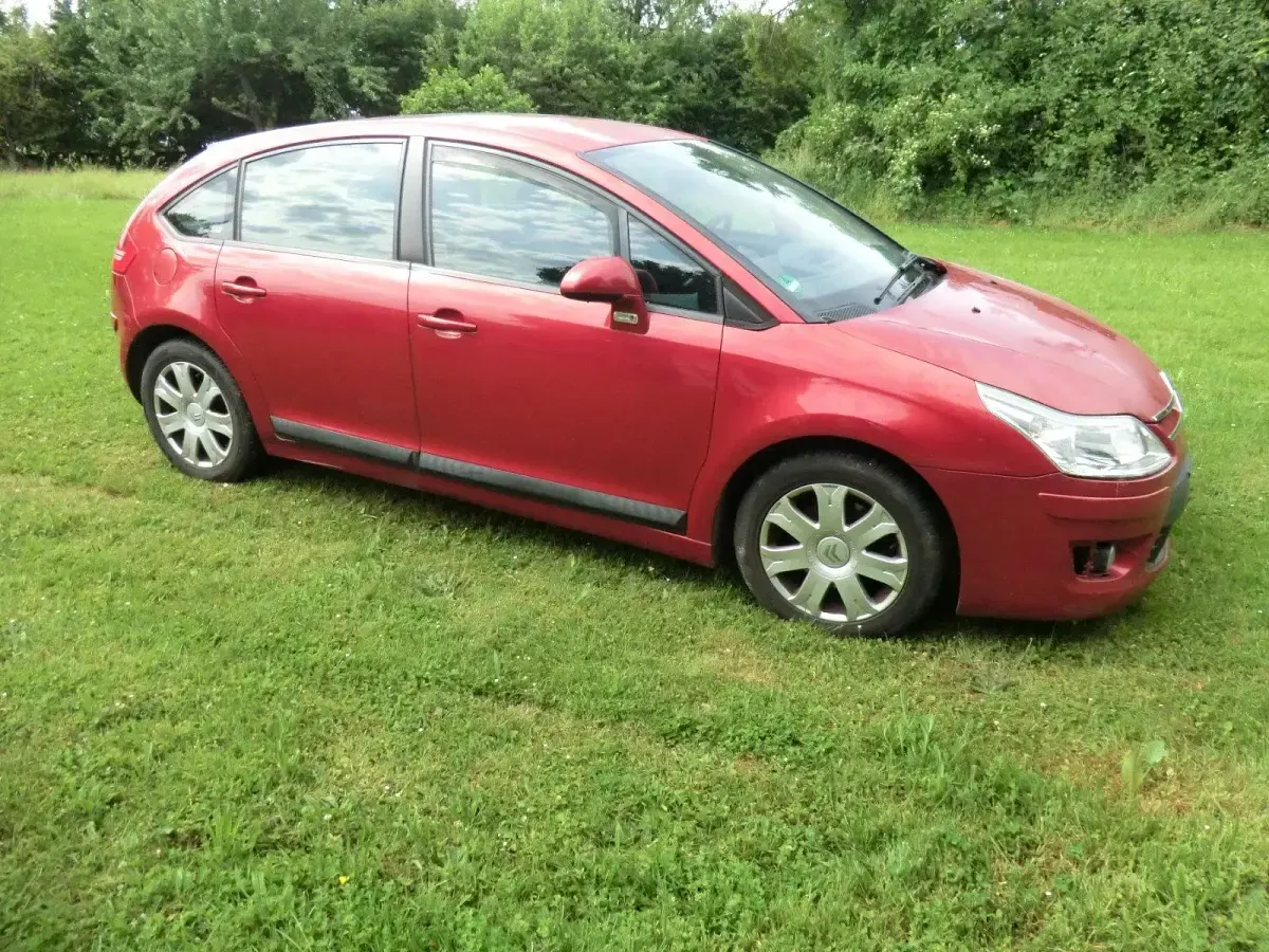 Gebraucht Citroën C4 140 PS (102 kW) 2009 Rot Limousine