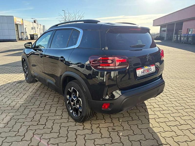 Neu Citroën C5 145 PS (106 kW) 2026 Perlaneraschwarz SUV
