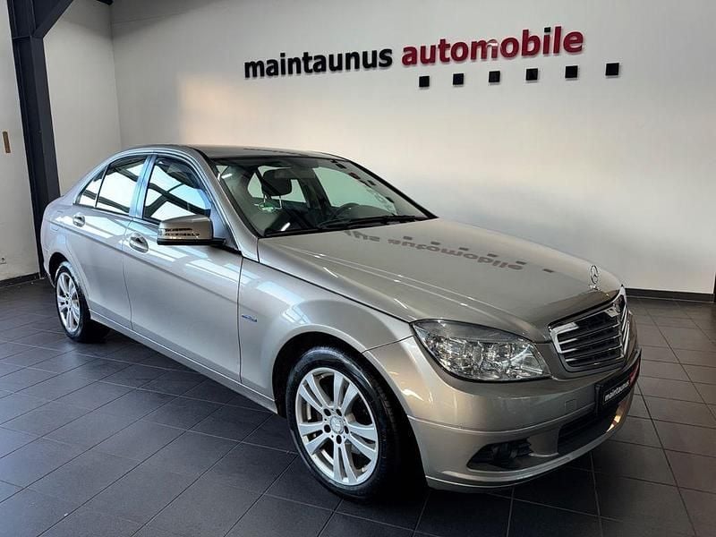 Gebraucht Mercedes C180 156 PS (114 kW) 2009 Silber Limousine