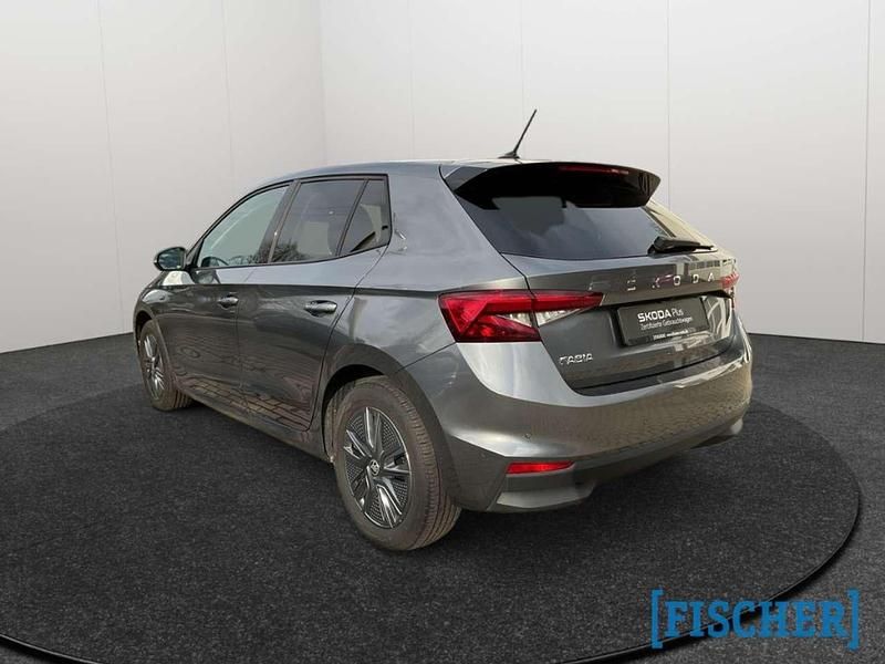 Gebraucht Skoda Fabia Selection 95 PS (69 kW) 2024 Graphitegrau metallic Limousine