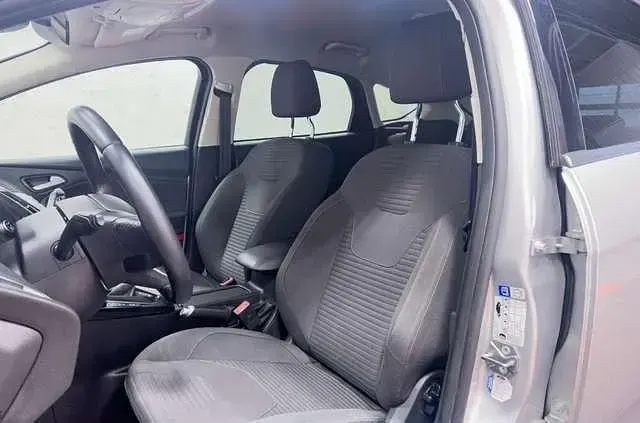 Second-hand Ford Focus Titanium 125 CP (91 kW) 2017 Argintiu