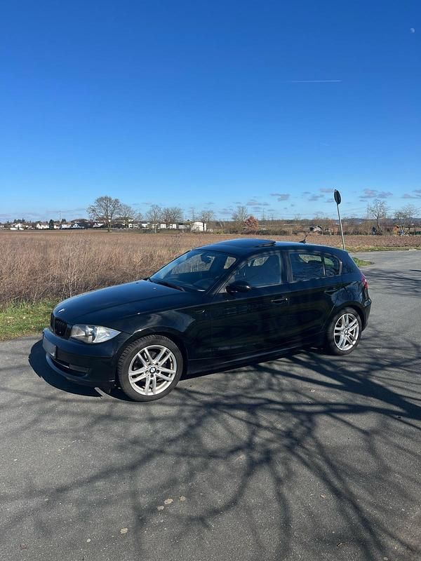 Gebraucht BMW 118 143 PS (105 kW) 2007 Schwarz Kleinwagen
