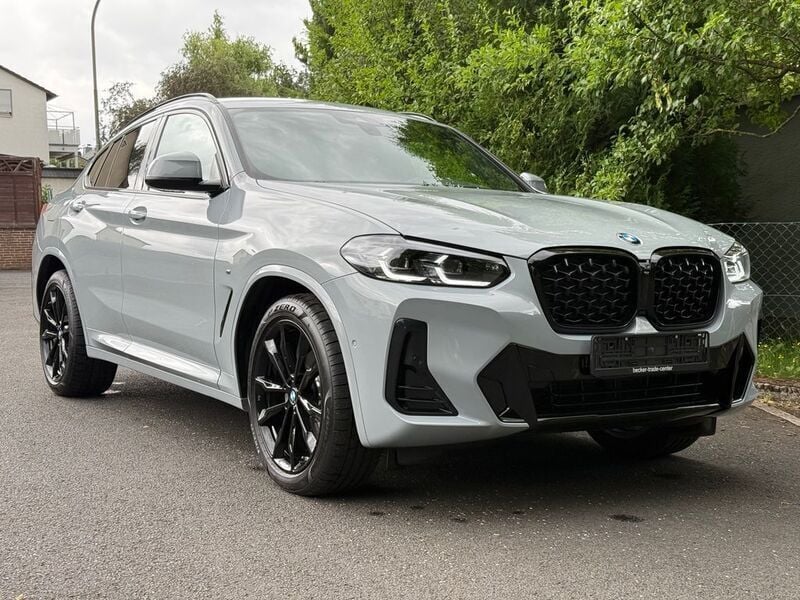 Grau Gebraucht 2023 BMW X4 M Sport SUV | 48.500 € (Fairer Preis) - Bild 1/4