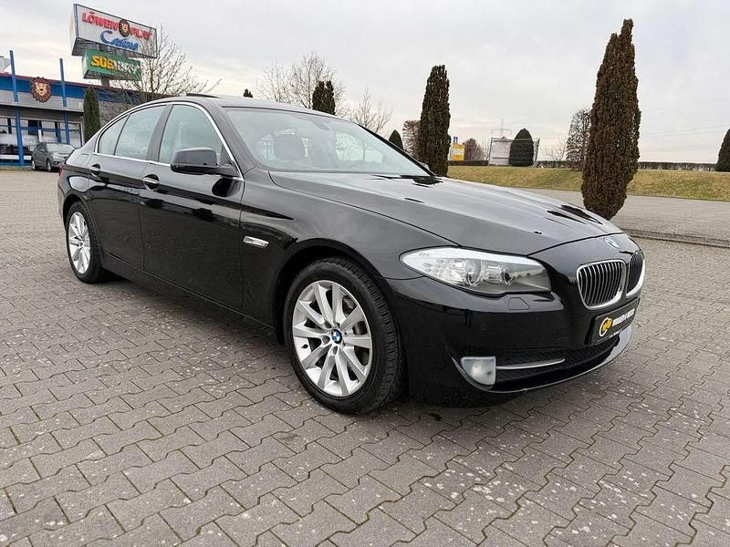 Gebraucht BMW 520 Comfort Edition 184 PS (135 kW) 2013 Schwarz Limousine