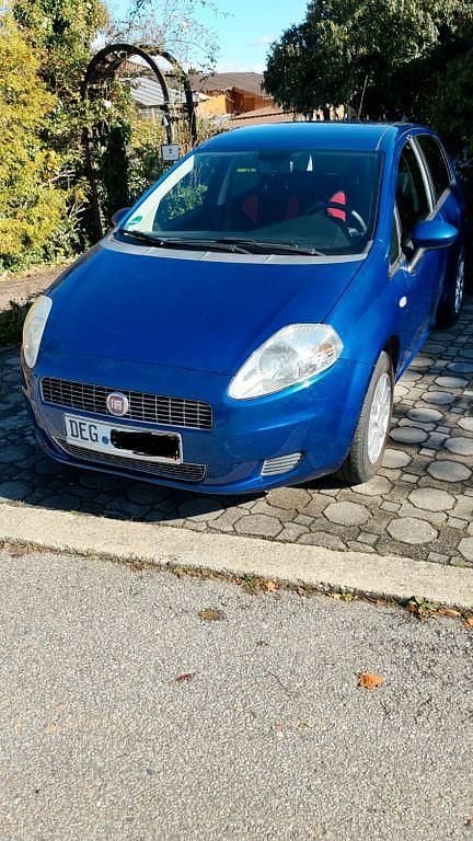 Gebraucht Fiat Punto Dynamic 77 PS (56 kW) 2009 Blau Kleinwagen