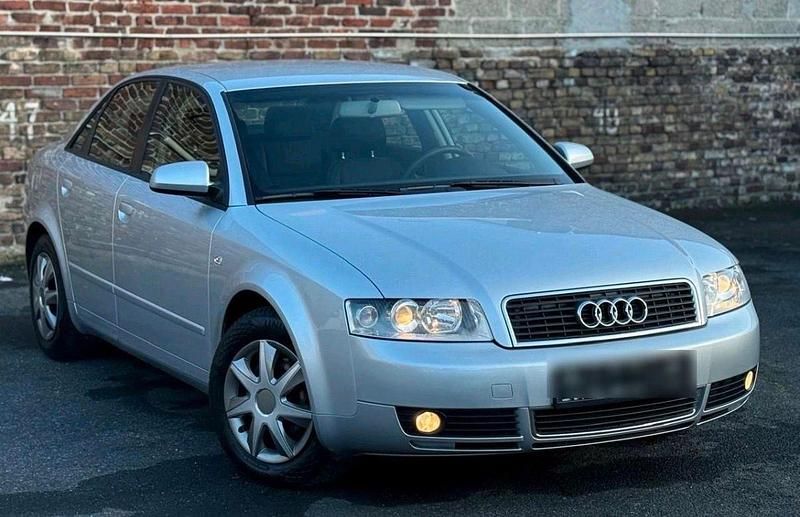 Gebraucht Audi A4 102 PS (75 kW) 2004 Grau Limousine