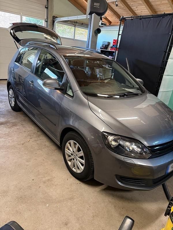 Gebraucht VW Golf VII 105 PS (77 kW) 2013 Grau Limousine