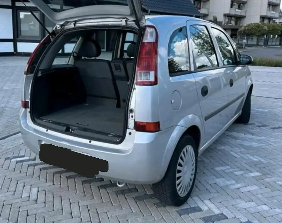 Używany Opel Meriva 101 KM (74 kW) 2004 Srebrny Minivan