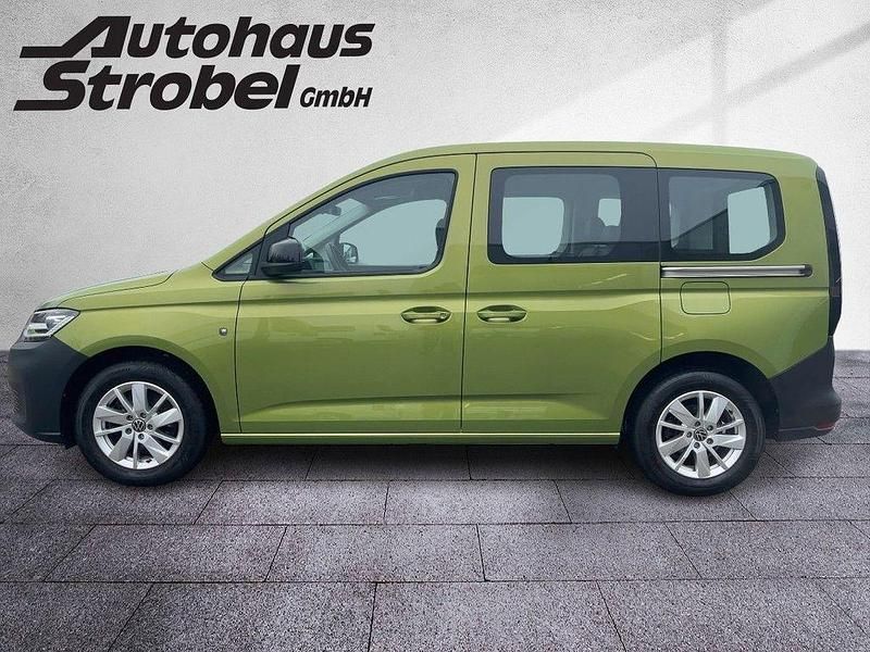 Gebraucht VW Caddy Basis 122 PS (89 kW) 2022 Golden green metallic Van / Kleinbus