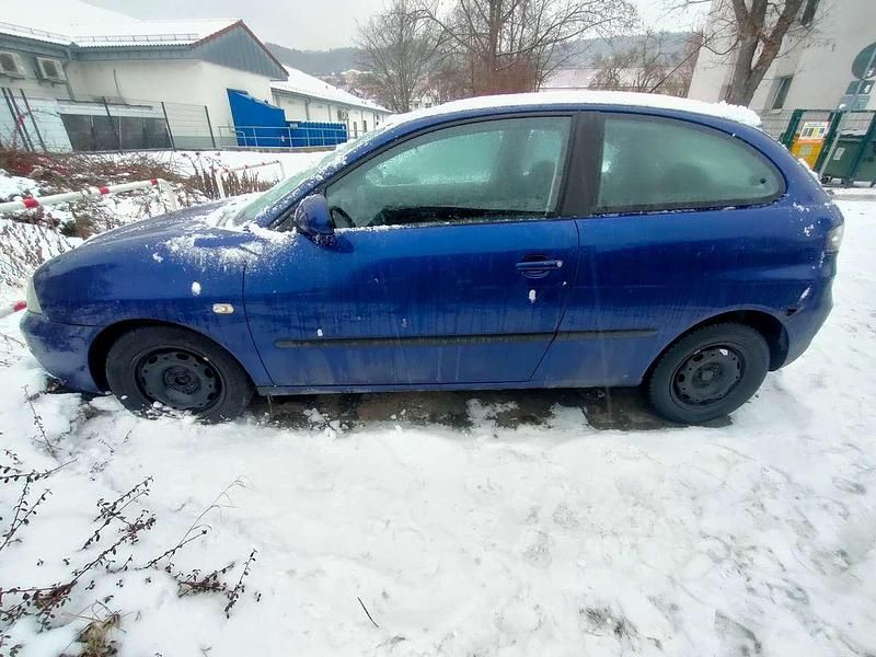 Second-hand Seat Ibiza 75 CP (55 kW) 2006 Albastru Berlinǎ