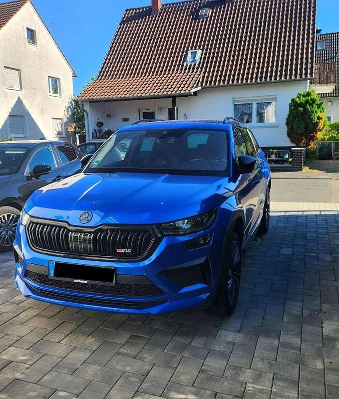 Blau Gebraucht 2022 Skoda Kodiaq RS SUV | 40.000 € (Fairer Preis) - Bild 1/4
