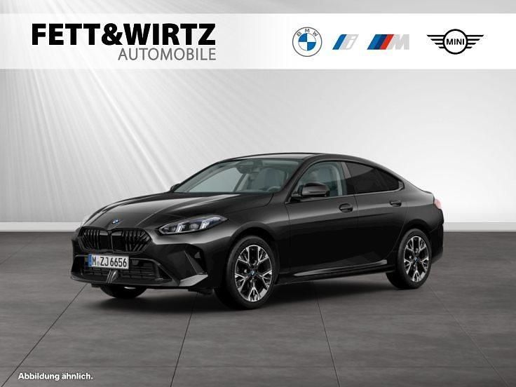 Gebraucht BMW 220 170 PS (125 kW) 2026 Black sapphire metallic Limousine