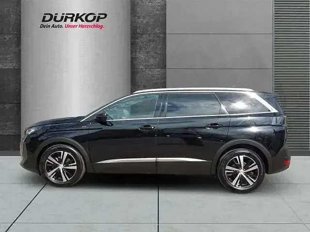 Gebraucht Peugeot 5008 GT-line 131 PS (96 kW) 2024 Lackierung schwarz perla nera/me (metallic) SUV