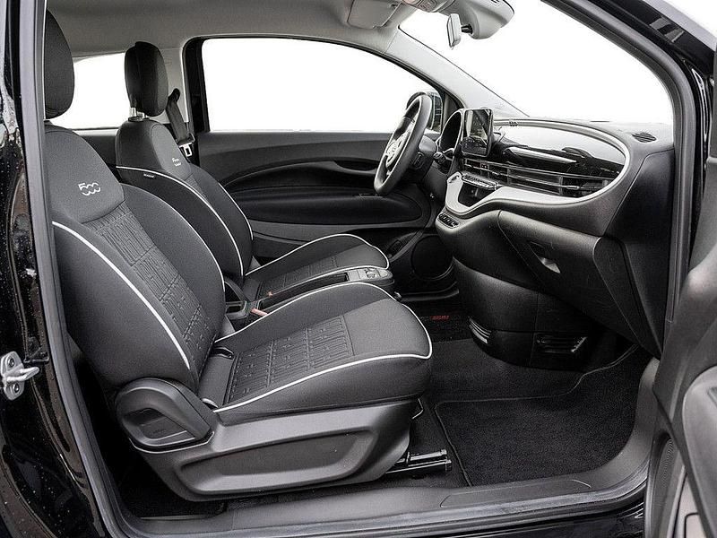Gebraucht Fiat 500e Action 69 kW (95 PS) 2023 Schwarz