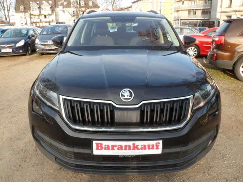 Schwarz Gebraucht 2018 Skoda Kodiaq Style SUV | 15.999 € - Bild 1/4