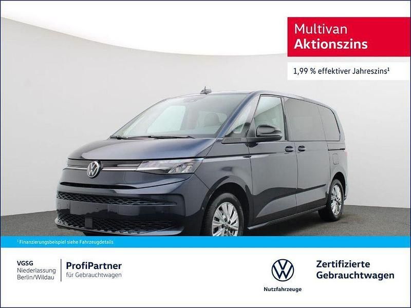 Blau Gebraucht 2024 VW Multivan Life Van / Kleinbus | 52.520 € (Superpreis) - Bild 1/4
