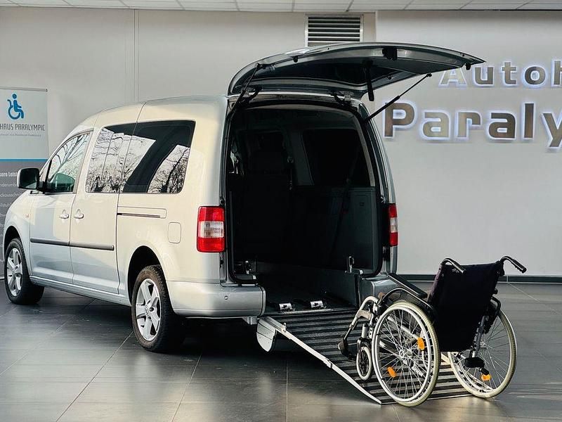 Silber Gebraucht 2009 VW Caddy Maxi Van / Kleinbus | 18.950 € - Bild 1/4