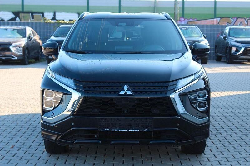 Gebraucht Mitsubishi Eclipse Cross Plus 188 PS (138 kW) 2024 Schwarz SUV