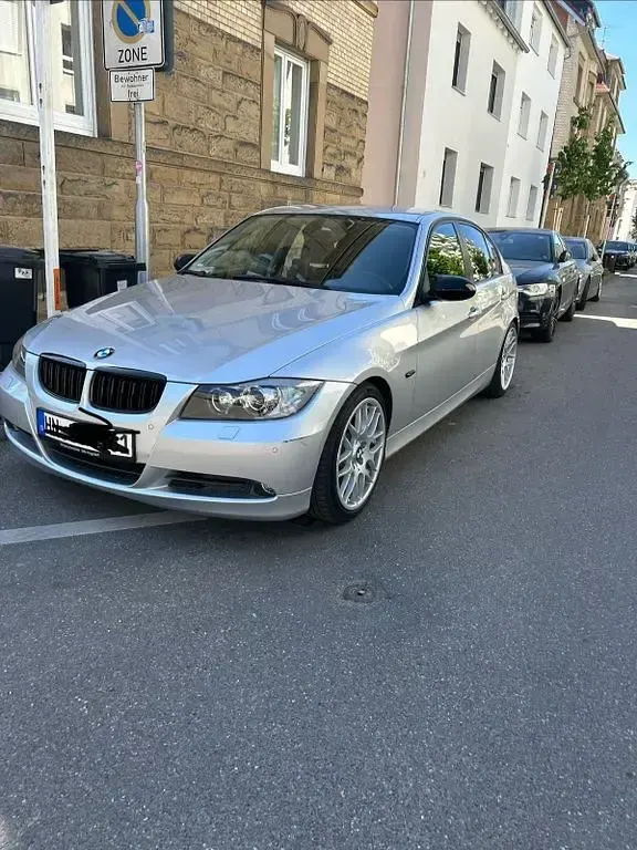 Używany BMW 325 Performance 218 KM (160 kW) 2005 Srebrny Sedan/Limuzyna