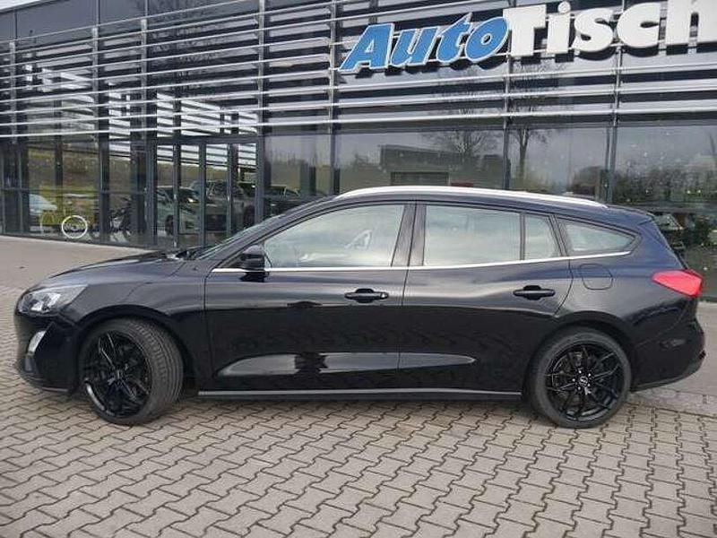 Gebraucht Ford Focus Cool & Connect 150 PS (110 kW) 2019 Obsidianschwarz metallic Kombi