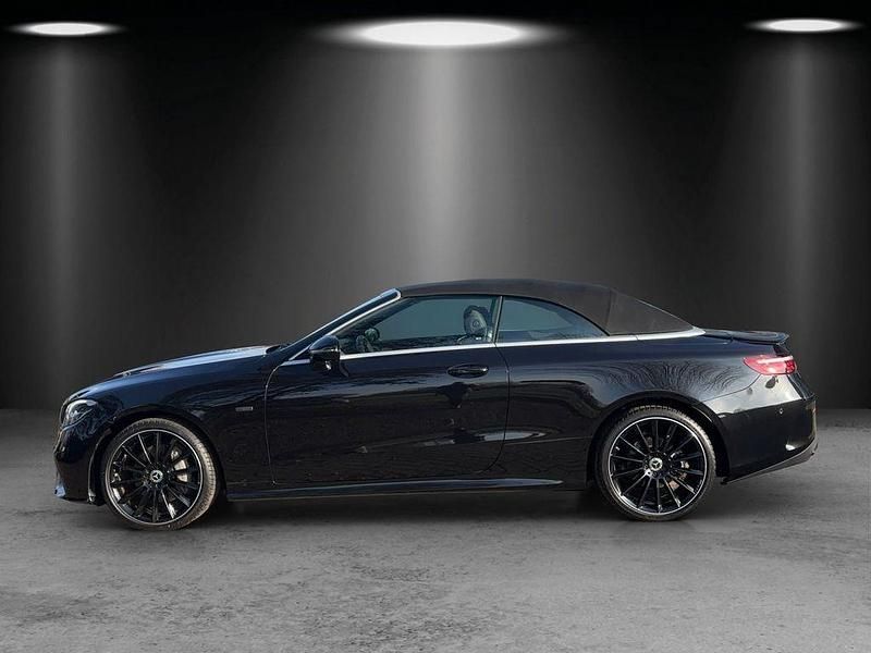 Gebraucht Mercedes E300 AMG 265 PS (194 kW) 2022 Obsidianschwarz Cabrio