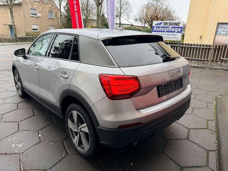 Gebraucht Audi Q2 Sport 150 PS (110 kW) 2017 Silber SUV