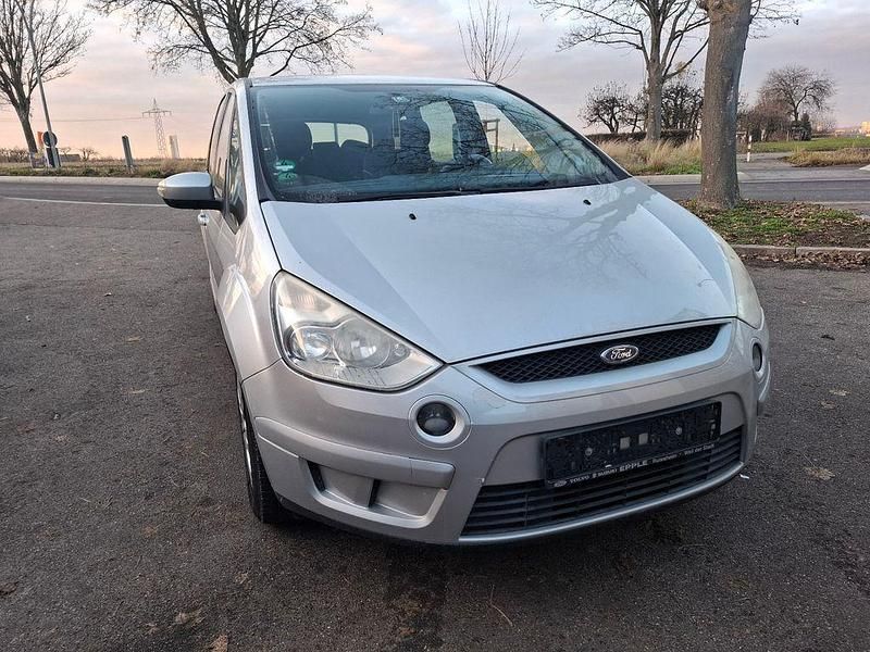 Gebraucht Ford S-MAX Trend 145 PS (106 kW) 2006 Silber Van / Kleinbus
