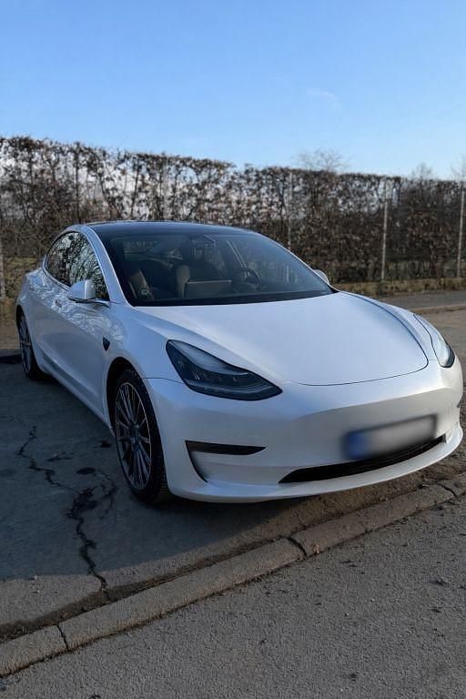 Weiß Gebraucht 2020 Tesla Model 3 Performance Limousine | 24.500 € (Fairer Preis) - Bild 1/4