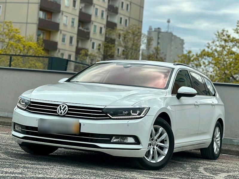 Gebraucht VW Passat 120 PS (88 kW) 2015 Weiß Kombi