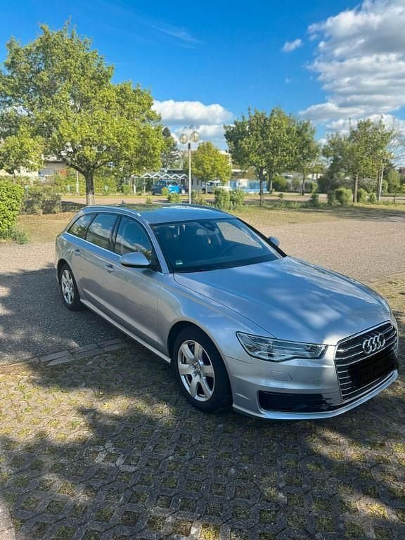 Gebraucht Audi A6 Ambiente 218 PS (160 kW) 2015 Silber Kombi