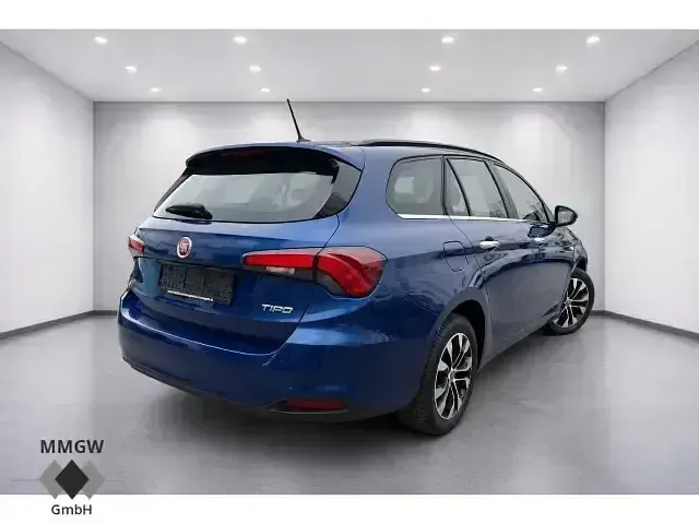 Gebraucht Fiat Tipo Mirror 120 PS (88 kW) 2019 Blau Kombi
