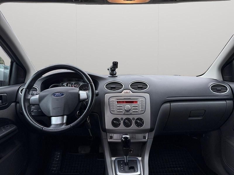 Gebraucht Ford Focus Style 101 PS (74 kW) 2009 Silber Kombi