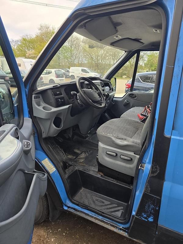 Gebraucht Ford Transit 140 PS (102 kW) 2012 Blau Van / Kleinbus