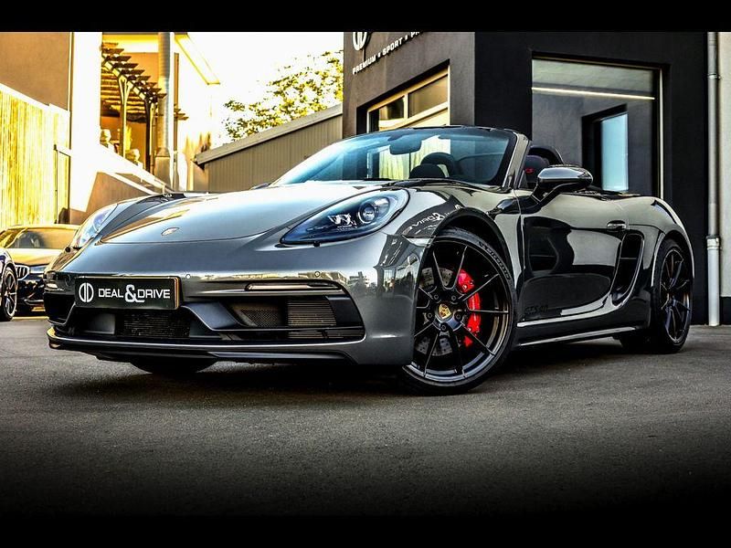 Grau Gebraucht 2024 Porsche 718 Boxster GTS Cabrio | 91.990 € (Superpreis) - Bild 1/4