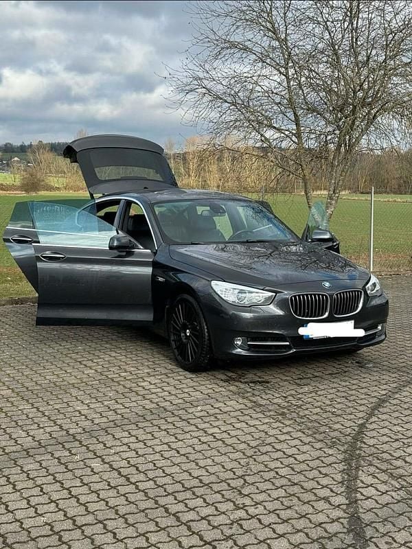Gebraucht BMW 535 300 PS (220 kW) 2011 Grau Limousine