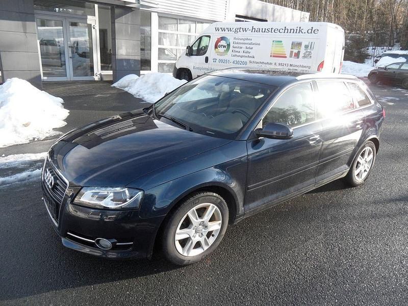 Gebraucht Audi A3 Ambition 160 PS (117 kW) 2012 Blau Kleinwagen