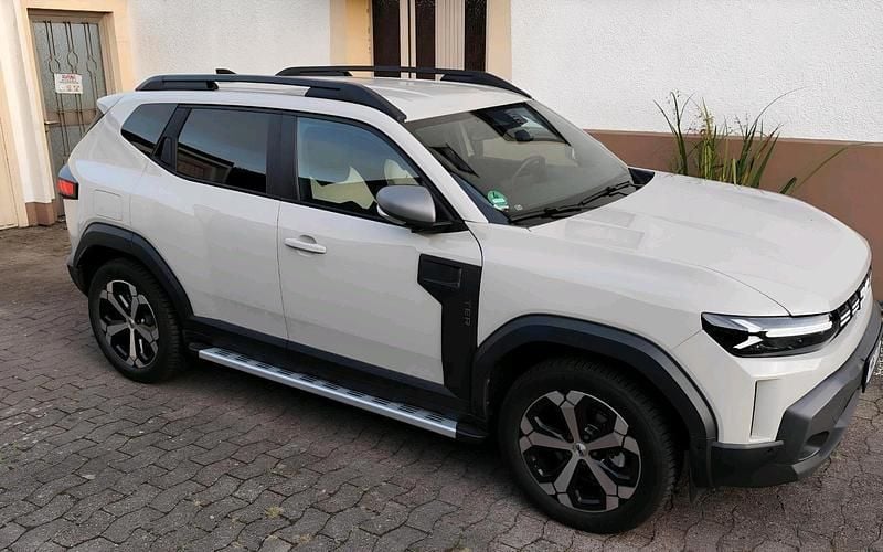 Gebraucht Dacia Duster Journey 141 PS (103 kW) 2024 Beige SUV