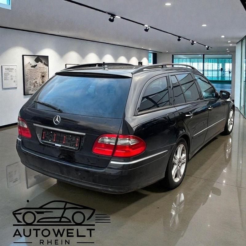 Gebraucht Mercedes E200 184 PS (135 kW) 2007 Schwarz Kombi