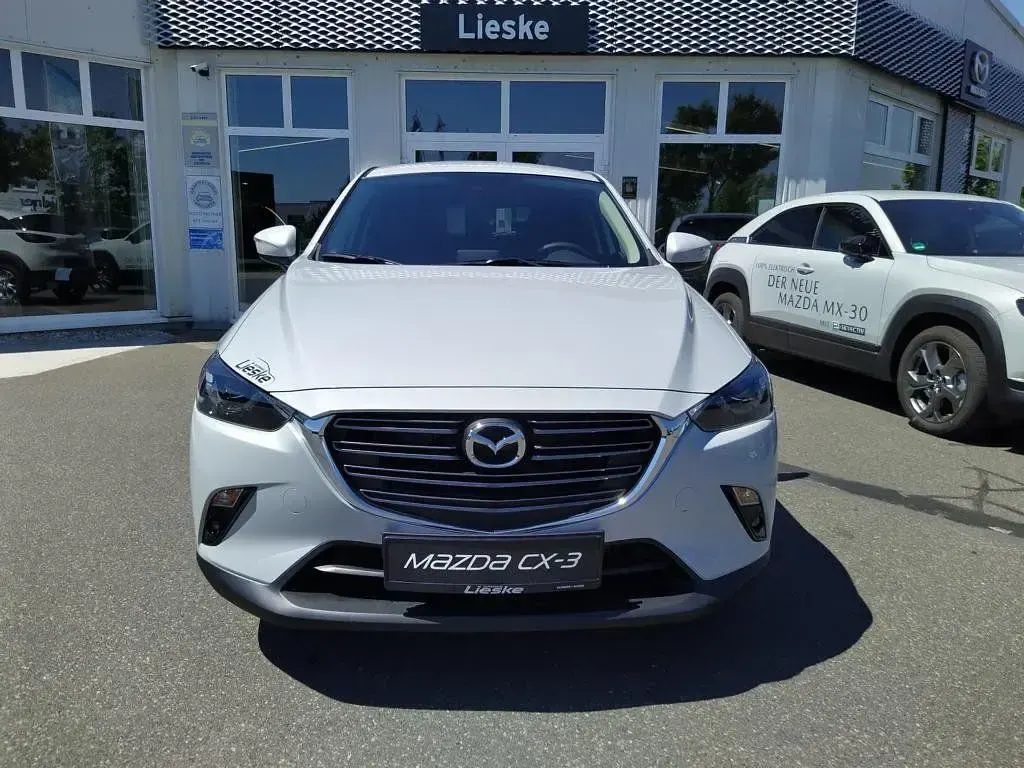 Używany Mazda CX-3 Selection 121 KM (88 kW) 2021 Biały SUV